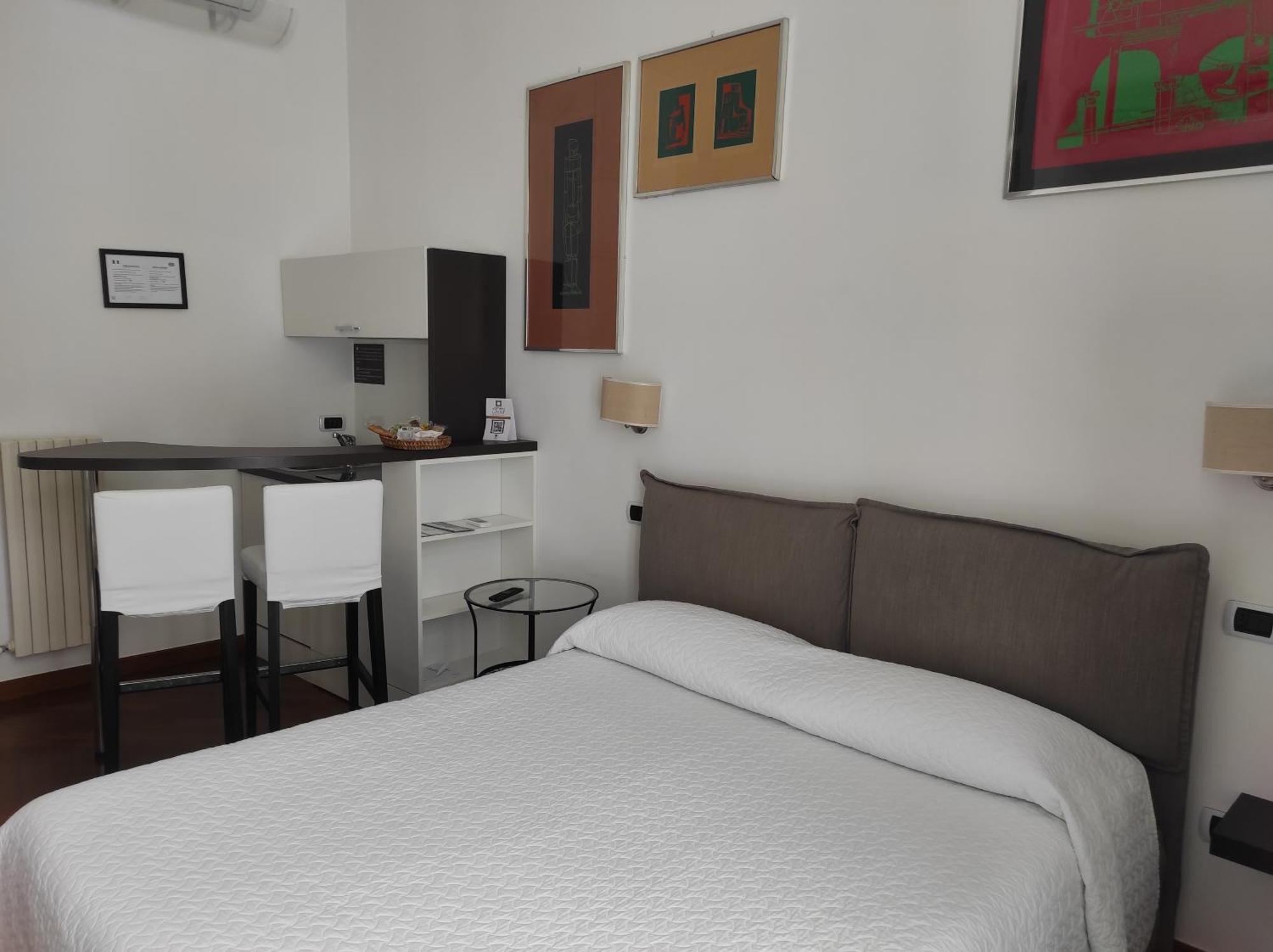 Luca Giordano 142 B&B Napoli Rom bilde